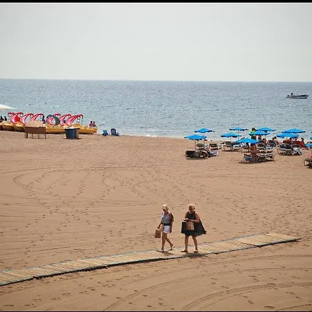 Relax Puerto Del Carmen Lanzarote * 티아즈